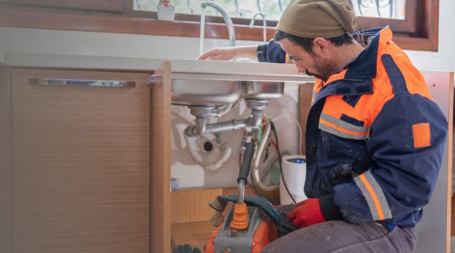 Local water heater installation in Olustee, OK